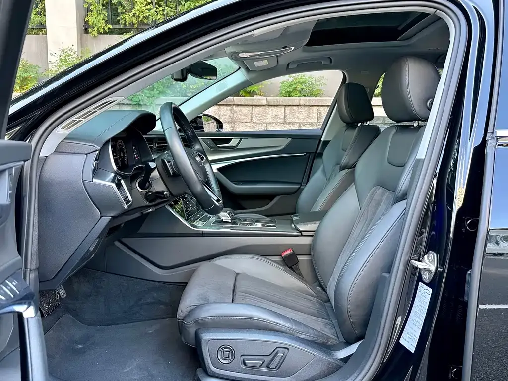 Audi A6 (Import) — фото 9