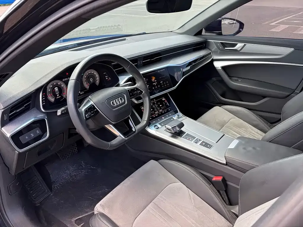Audi A6L — фото 6