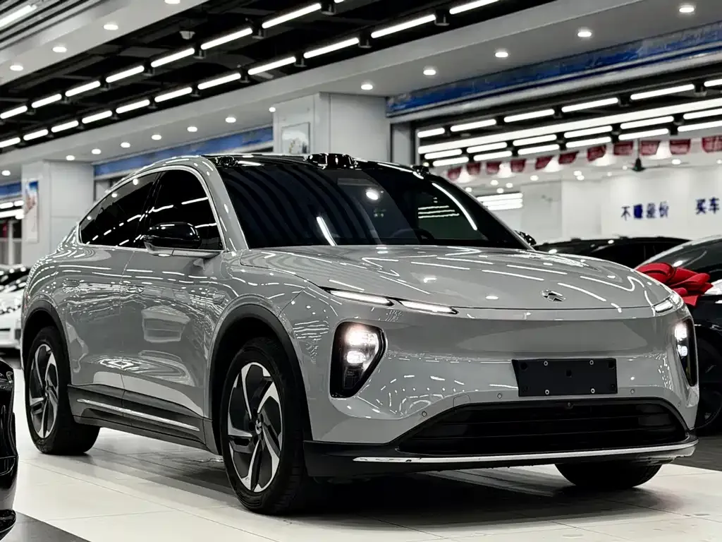 NIO EC6 — фото 10