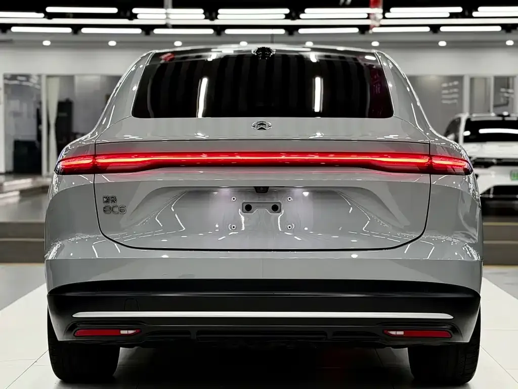 NIO EC6 — фото 9