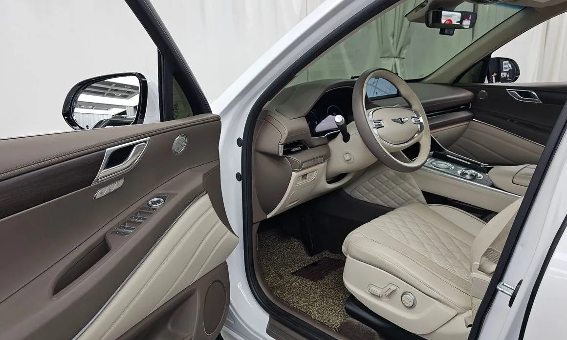 Genesis GV80 — фото 10