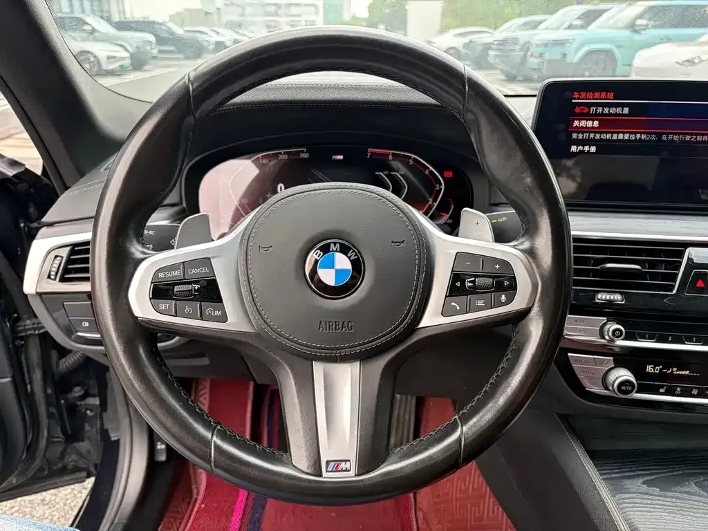 BMW 5 Series — фото 4