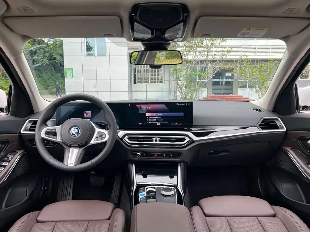 BMW i3 — фото 3