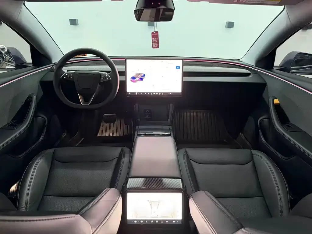 Tesla Model 3 — фото 8