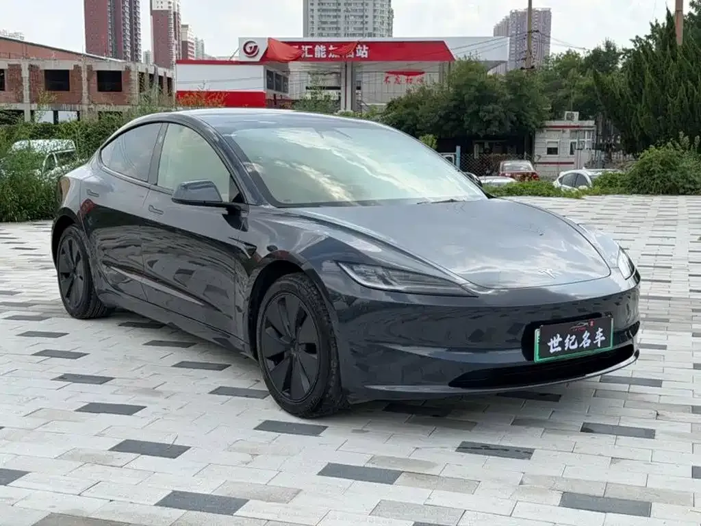 Tesla Model 3 — фото 6