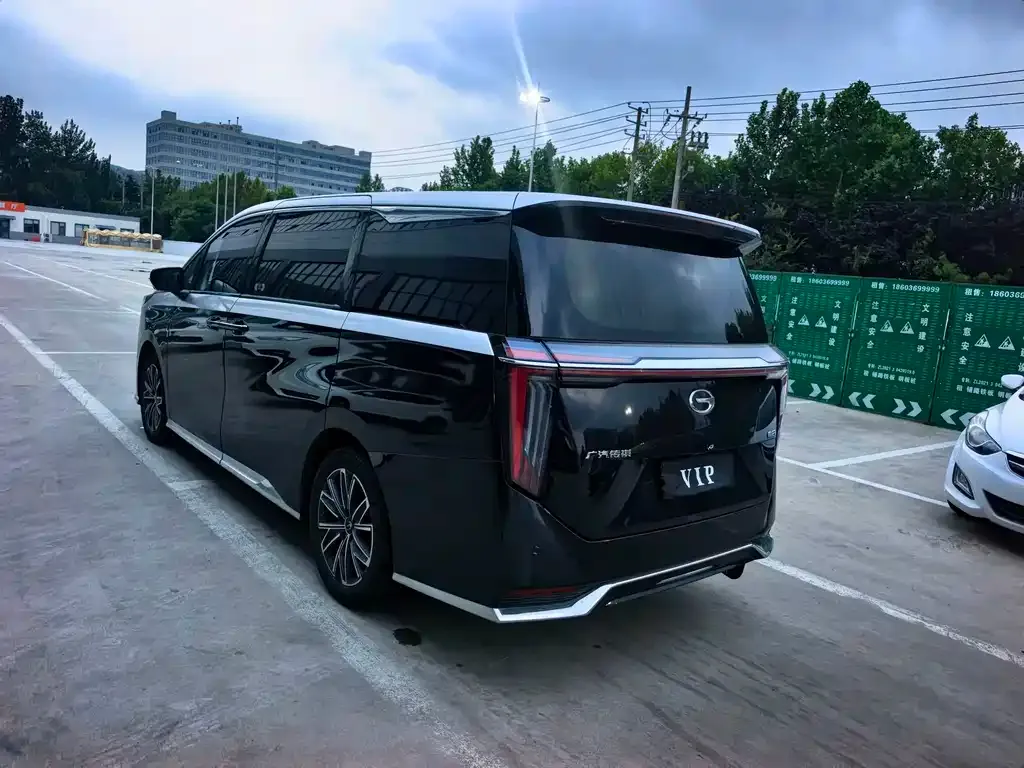GAC Motor Trumpchi M8 — фото 3