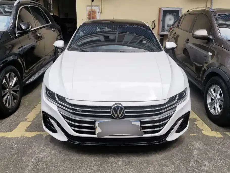 Volkswagen CC — фото 10