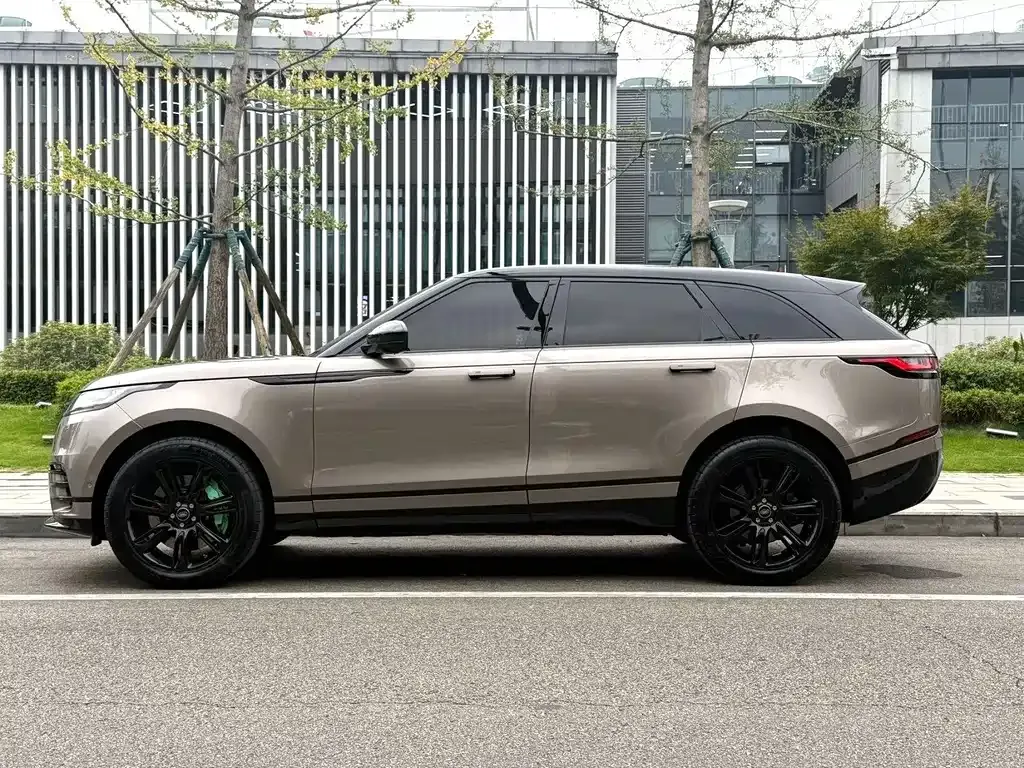 Land Rover Velar — фото 7