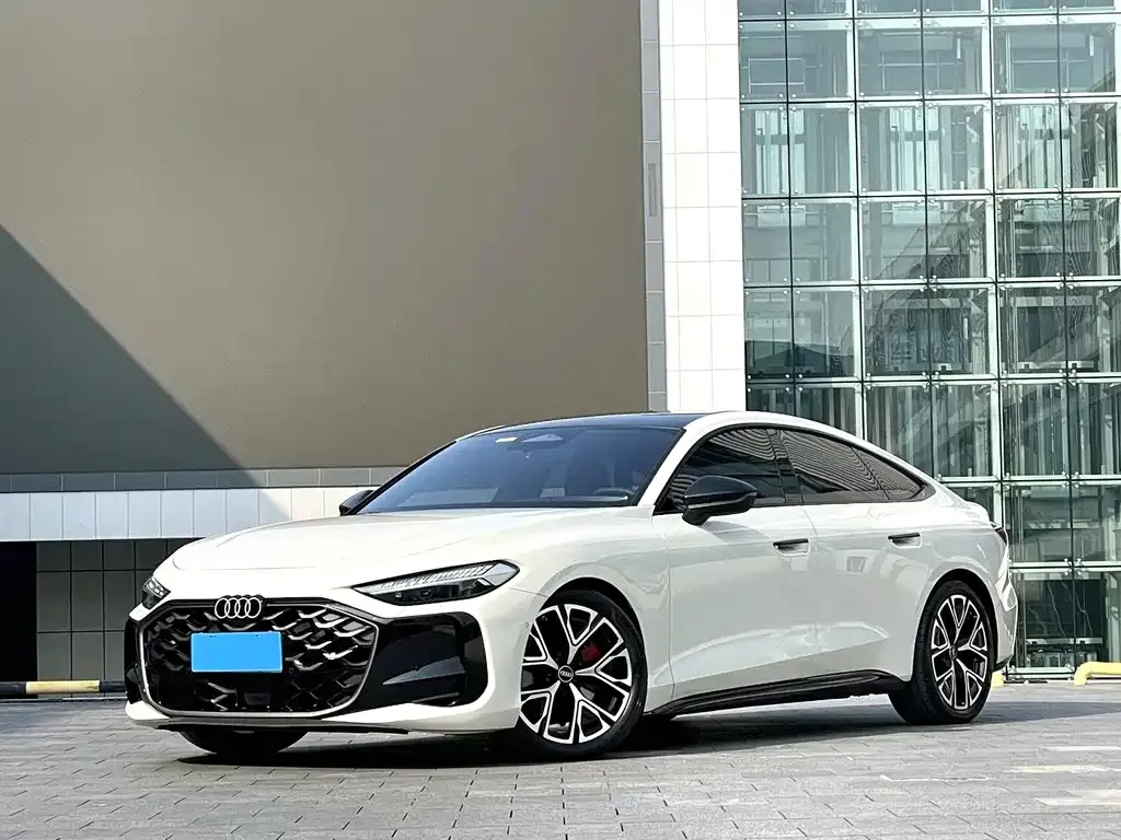 Audi A5L Sportback — фото 1