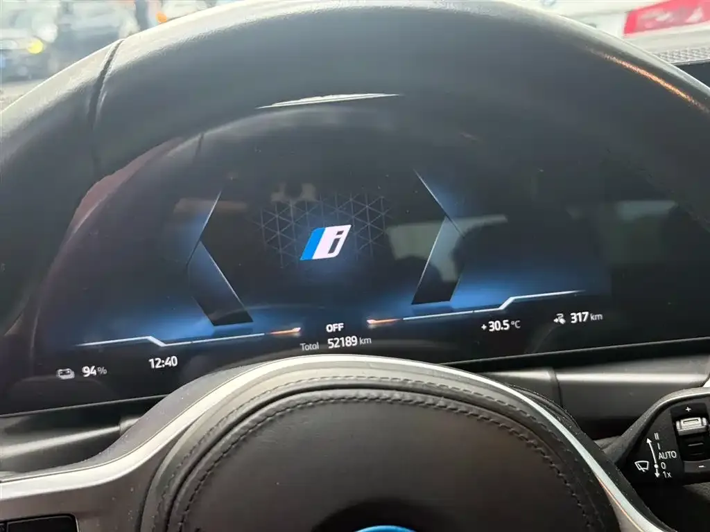 BMW i4 — фото 2