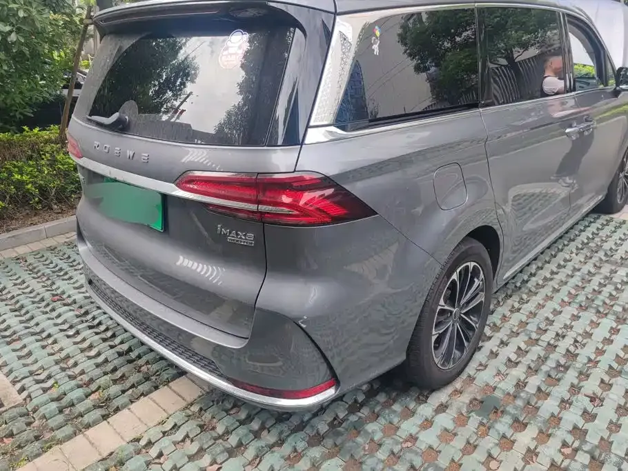 Roewe iMAX8 — фото 2