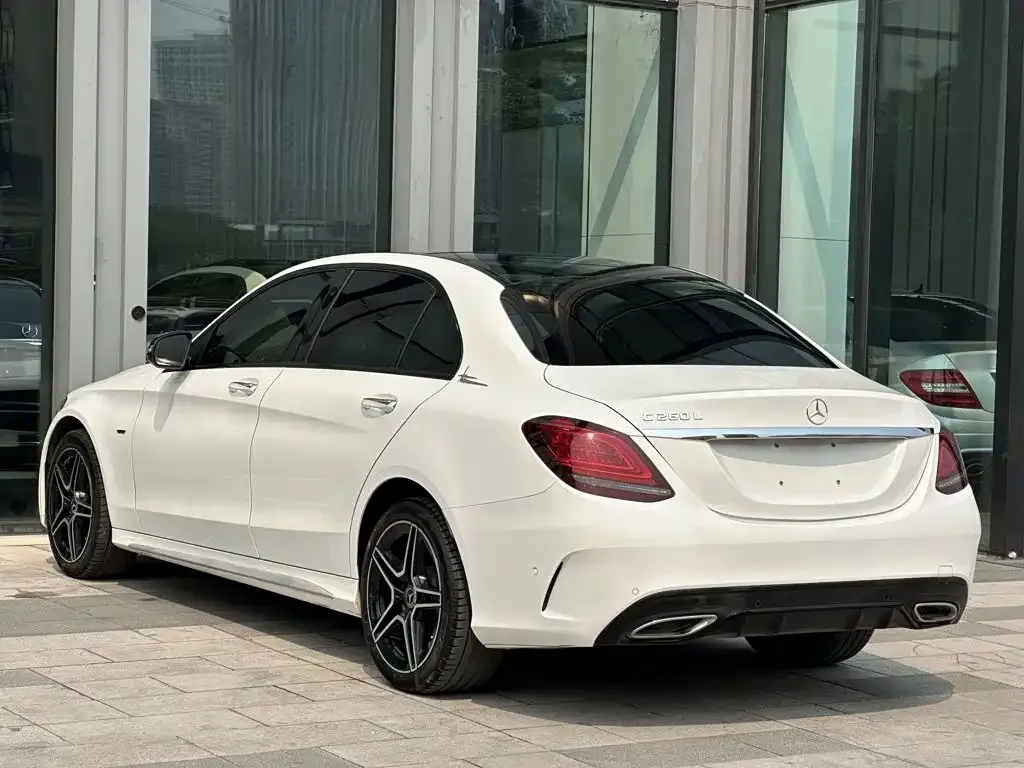 Mercedes-Benz C-Class — фото 10