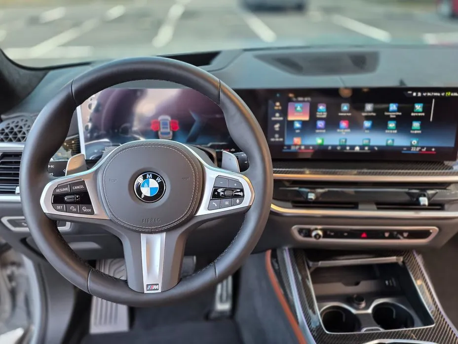 BMW X7 — фото 2