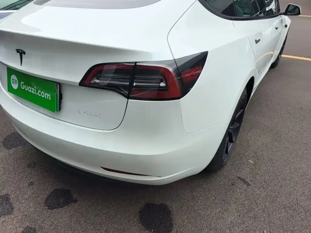 Tesla Model 3 — фото 2