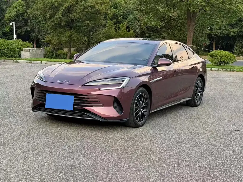 BYD Seal — фото 1