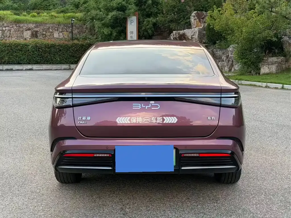 BYD Seal — фото 2