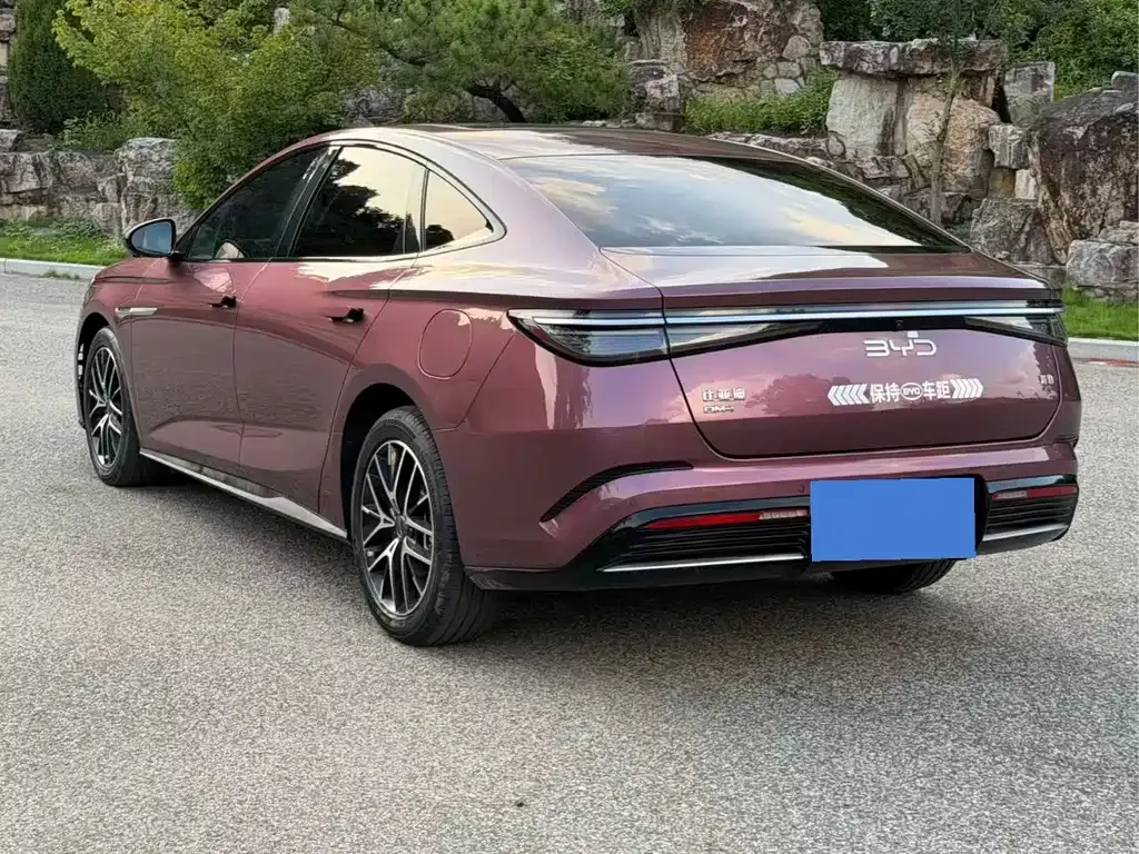 BYD Seal — фото 9