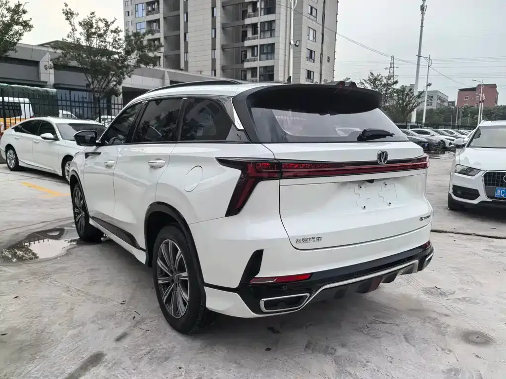 Changan CS75 PLUS — фото 10