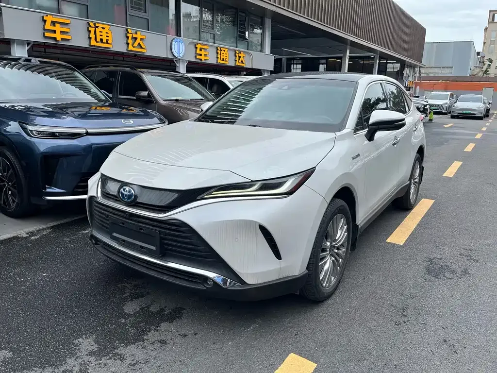 Toyota Harrier — фото 10