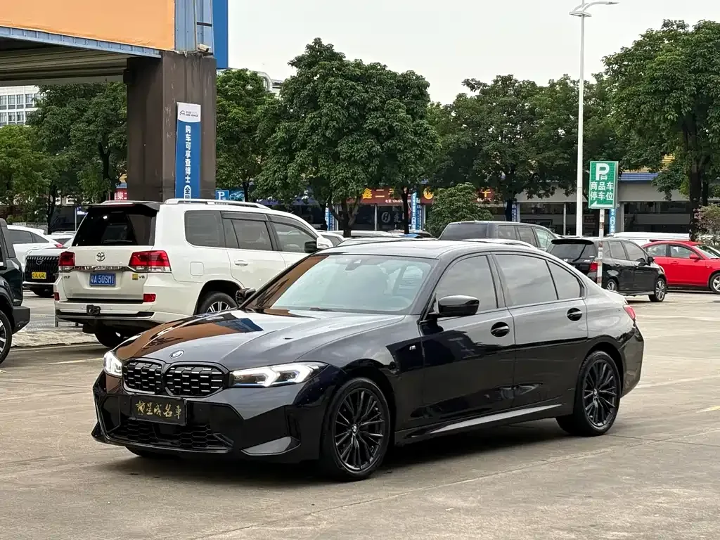 BMW 3 Series — фото 1