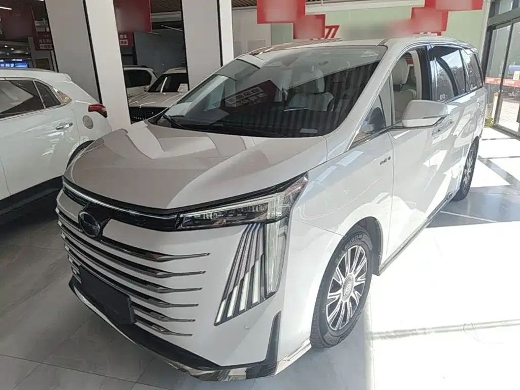 GAC Motor Trumpchi E9 — фото 1