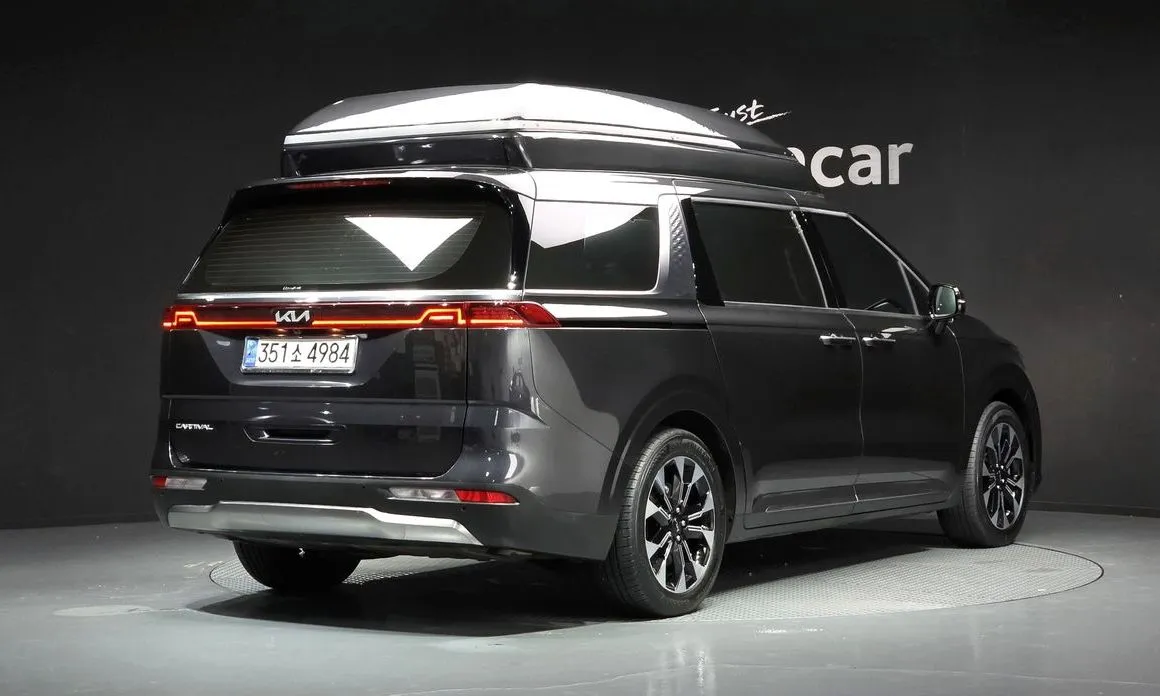 Kia Carnival — фото 8