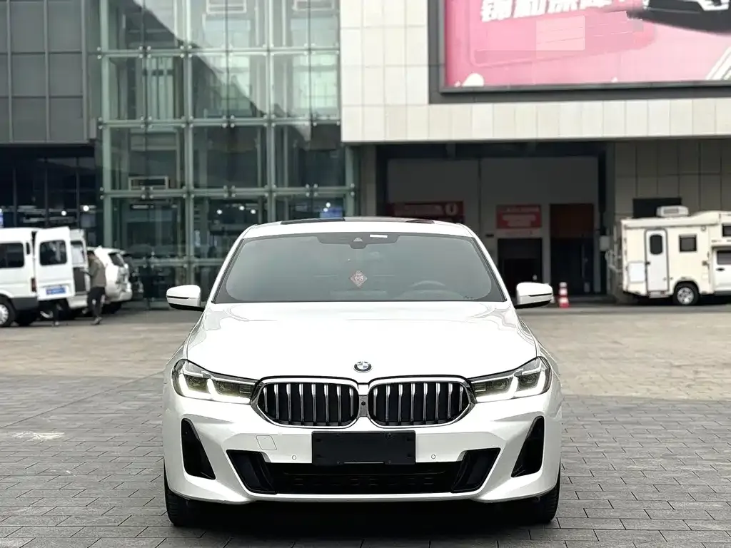 BMW 6 Series GT — фото 8