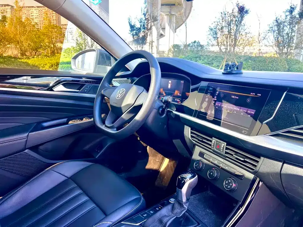 Volkswagen Passat — фото 5