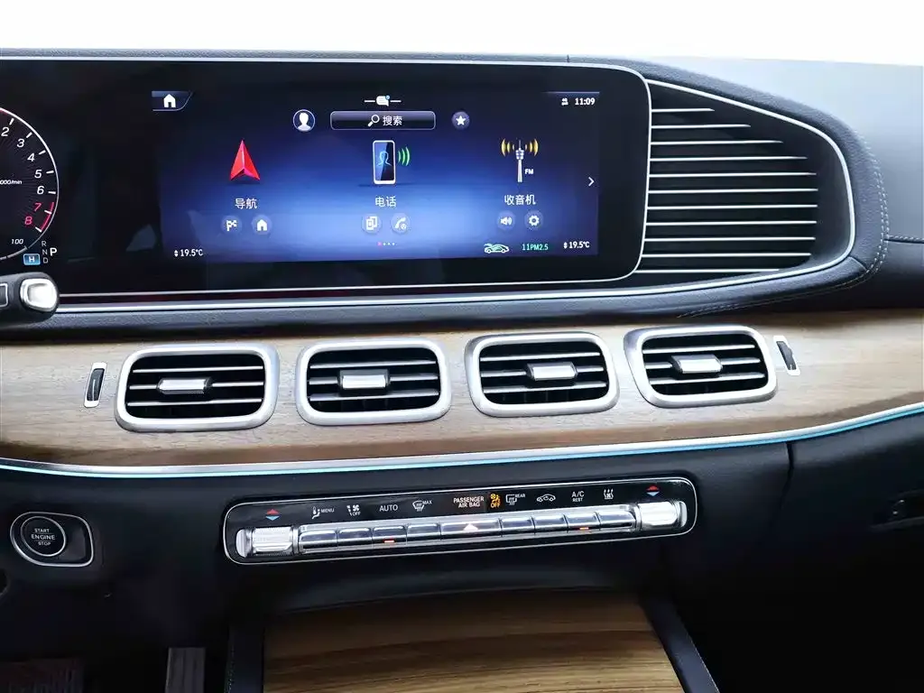 Mercedes-Benz GLE New Energy — фото 10
