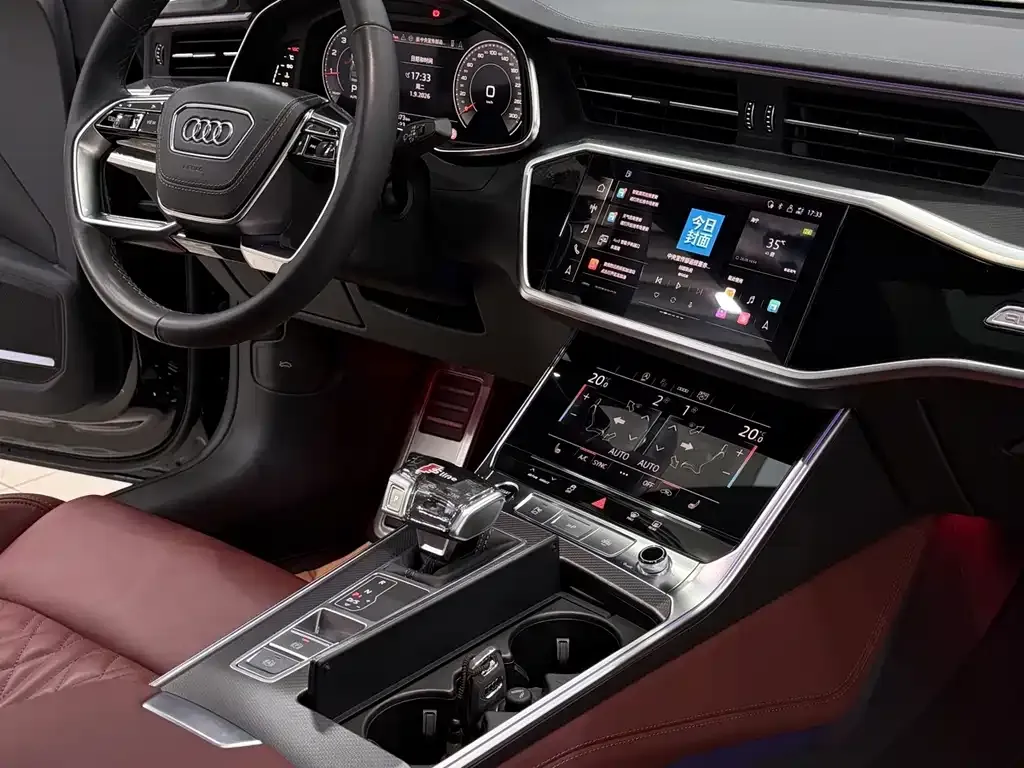 Audi A7L — фото 8