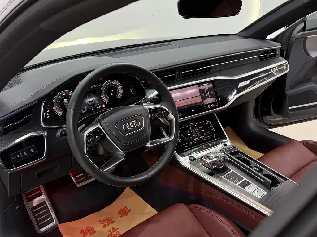 Audi A7L — фото 5