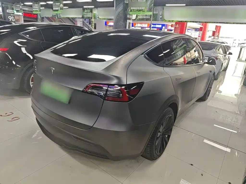 Tesla Model Y — фото 7