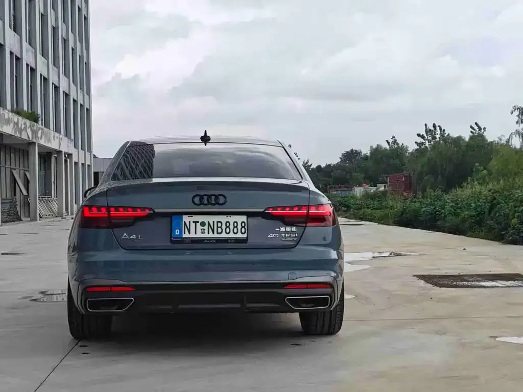 Audi A4L — фото 4