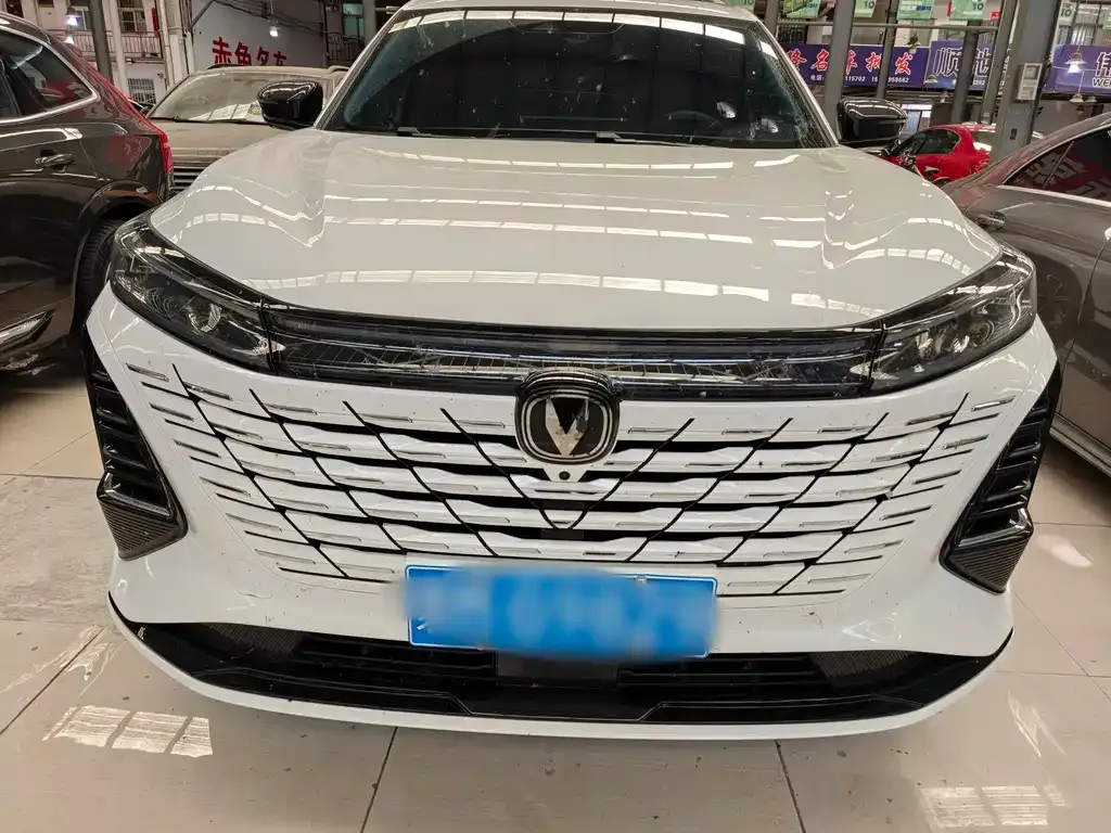 Changan CS75 PLUS — фото 4