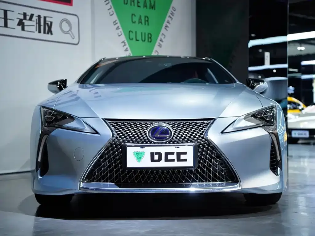 Lexus LC — фото 10