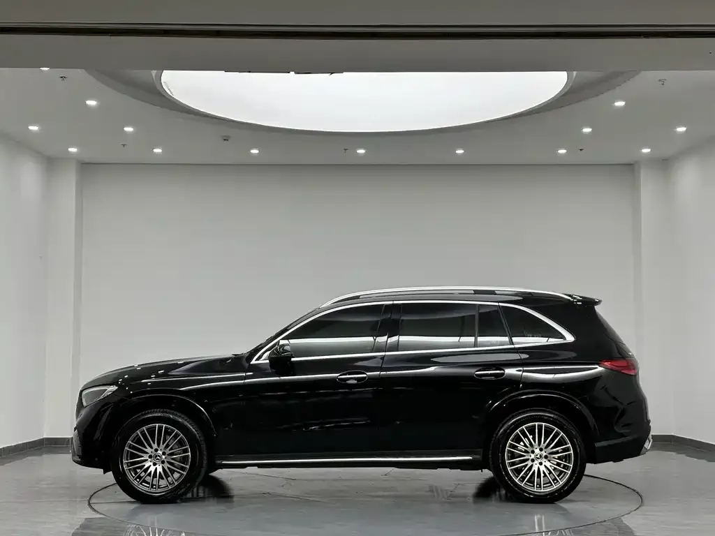 Mercedes-Benz GLC — фото 4