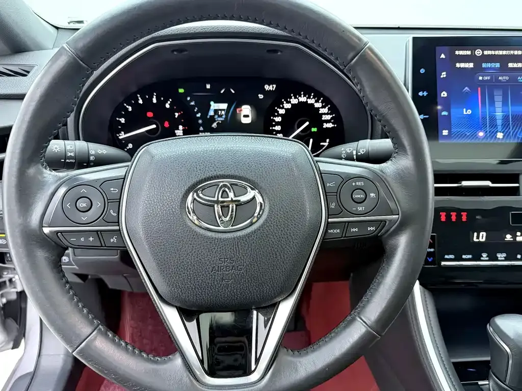Toyota Avalon — фото 9