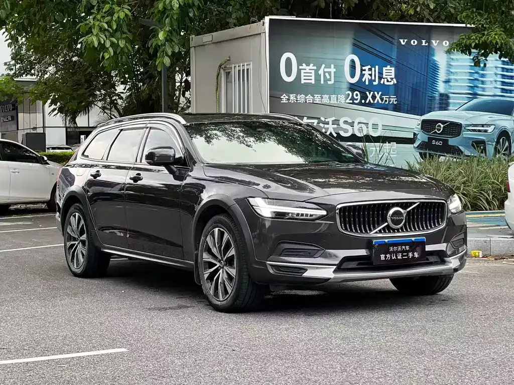 Volvo V90 — фото 9