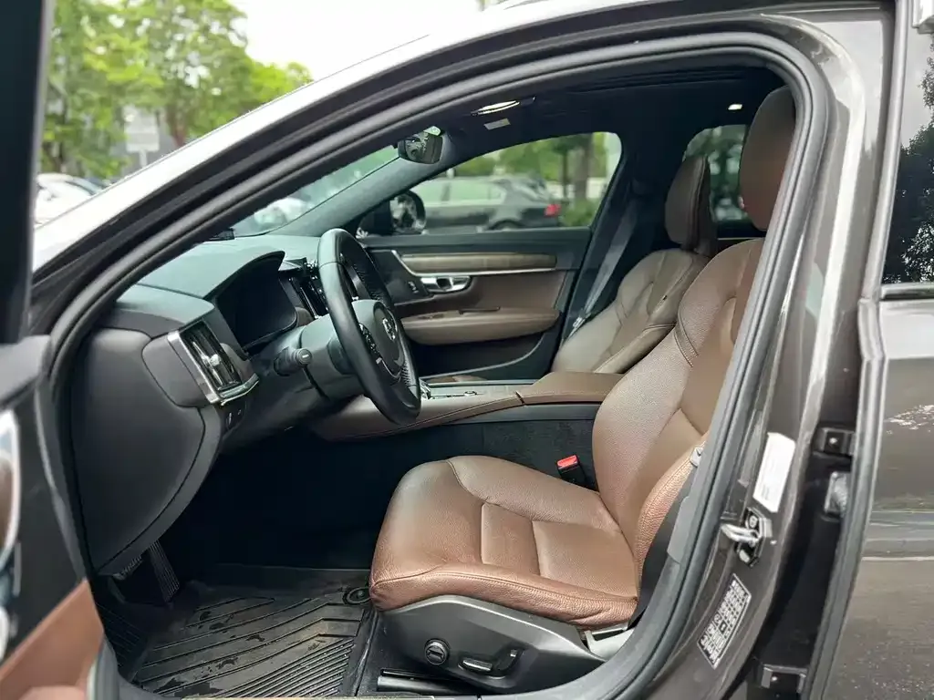 Volvo V90 — фото 2