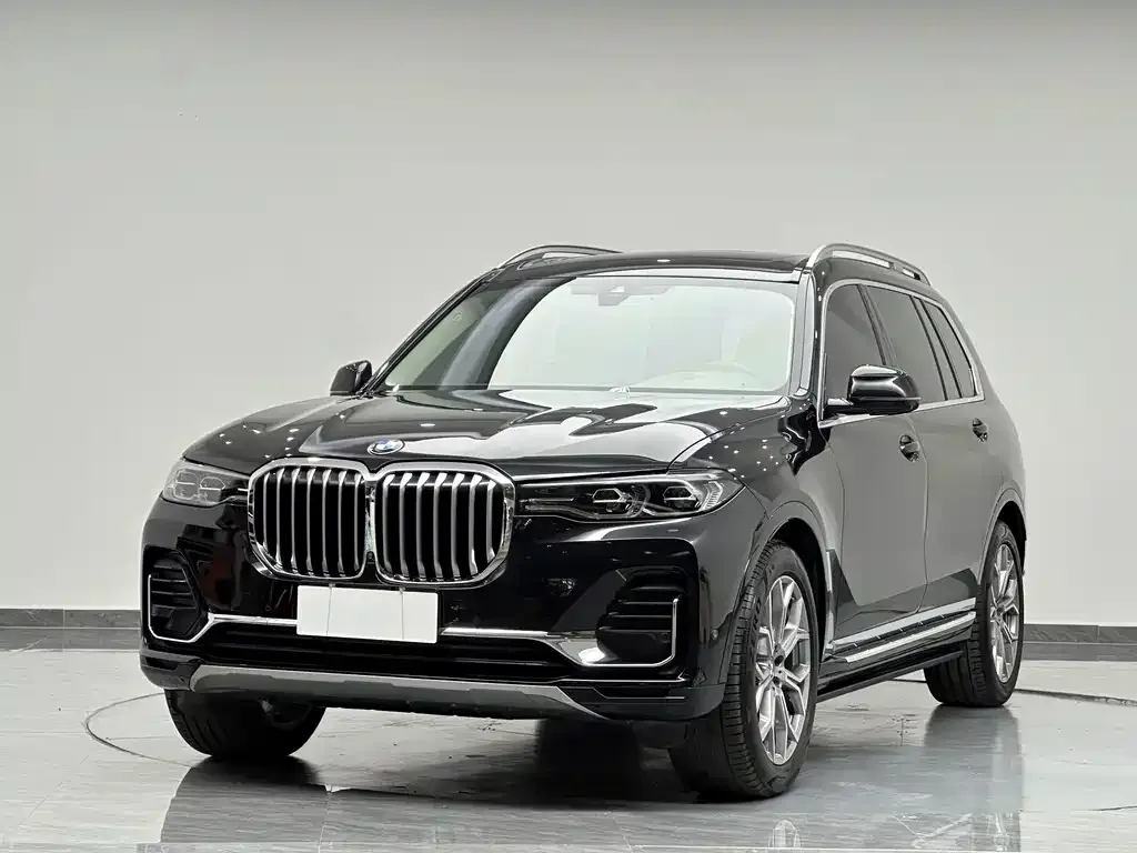 BMW X7 — фото 1