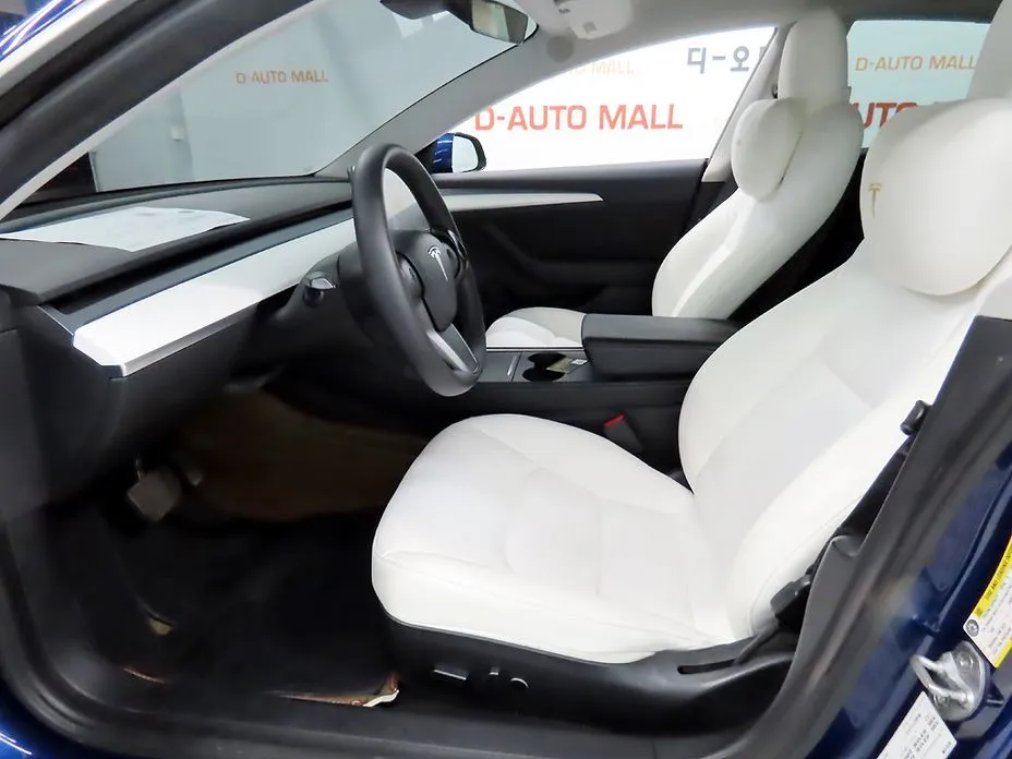 Tesla Model 3 — фото 10
