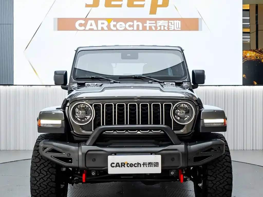 Jeep Wrangler — фото 6
