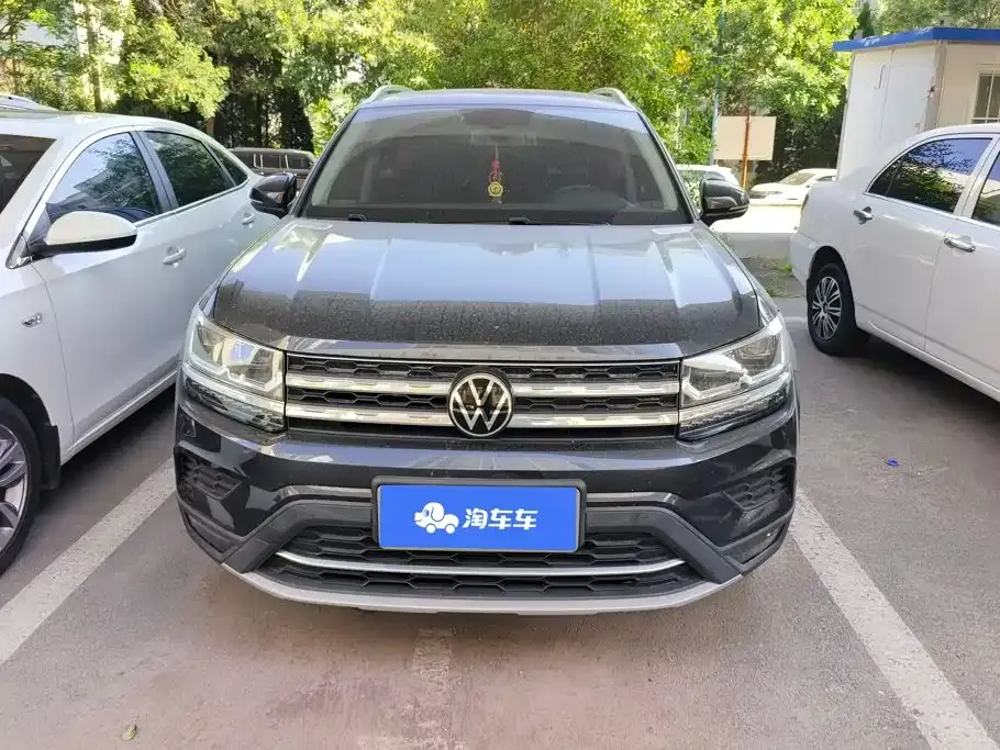 Volkswagen Tharu — фото 2