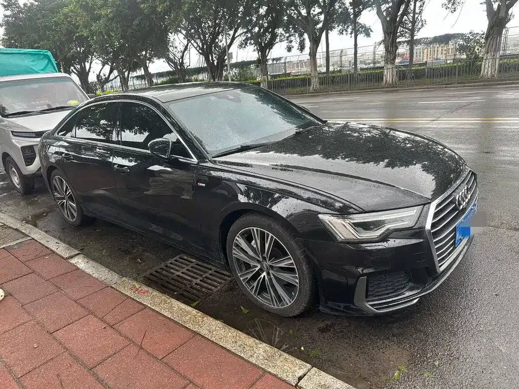 Audi A6L — фото 7