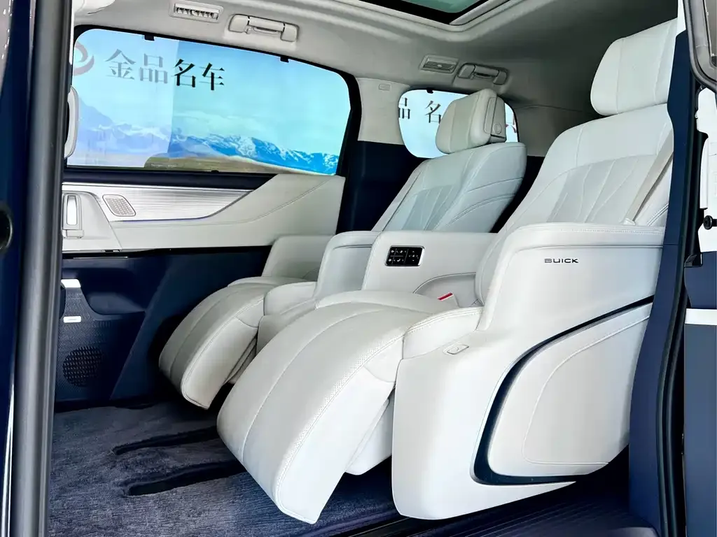 Buick GL8 Hybrid — фото 3