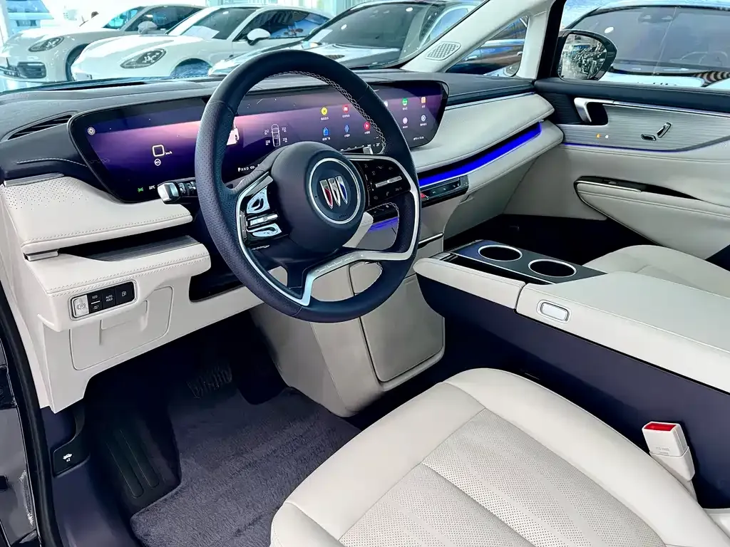 Buick GL8 Hybrid — фото 9