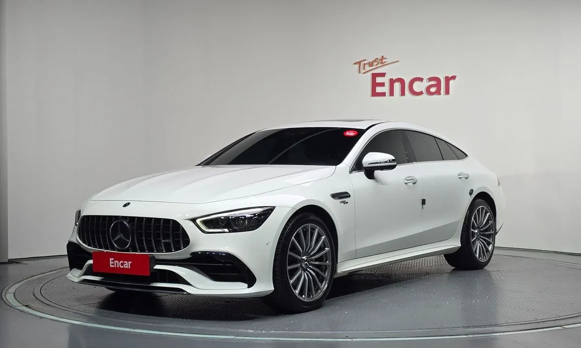 Mercedes-Benz AMG GT — фото 1