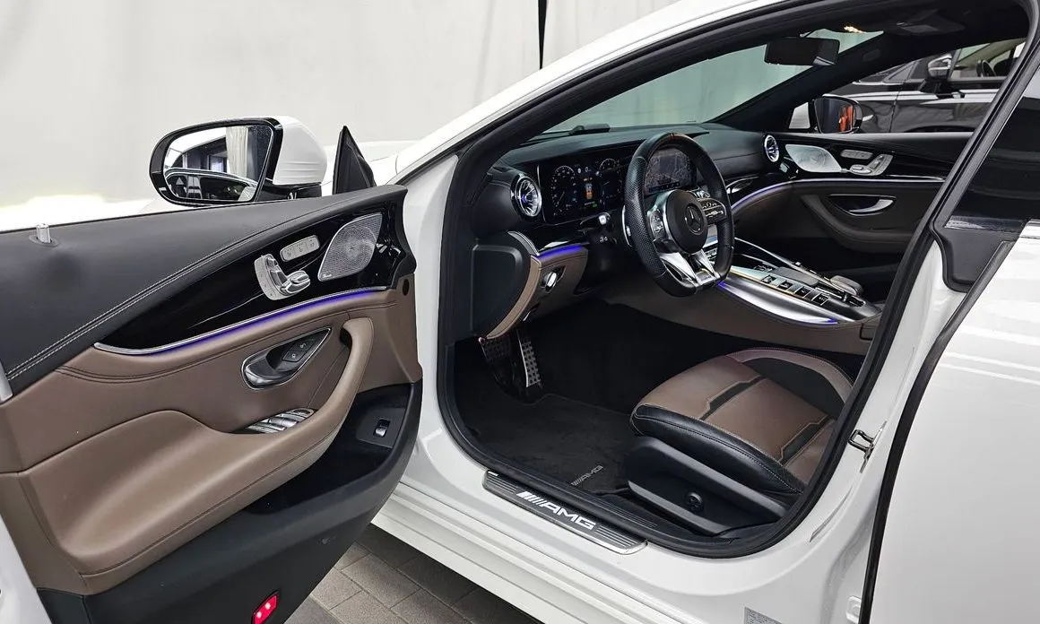 Mercedes-Benz AMG GT — фото 10