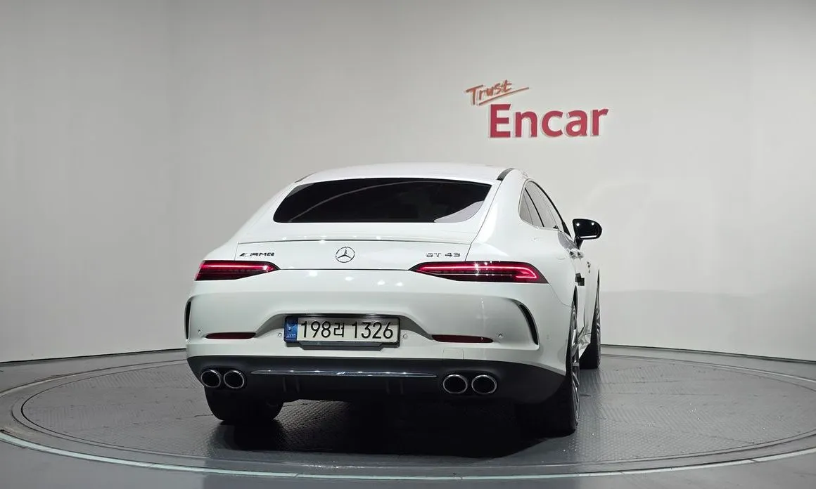 Mercedes-Benz AMG GT — фото 5