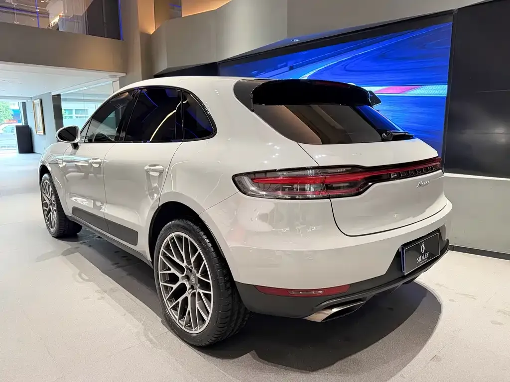Porsche Macan — фото 3